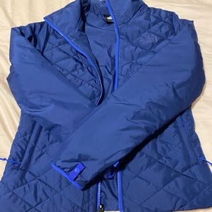 The Northface NWOT light puffer jacket